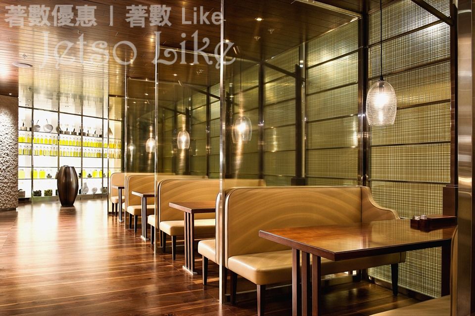 沙田萬怡酒店 MoMo Café 自助午餐或自助晚餐 7 折